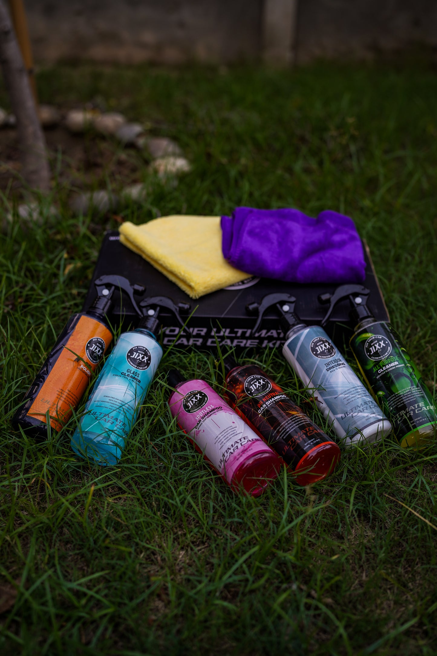 JIXX 8 IN 1 Car Care Kit